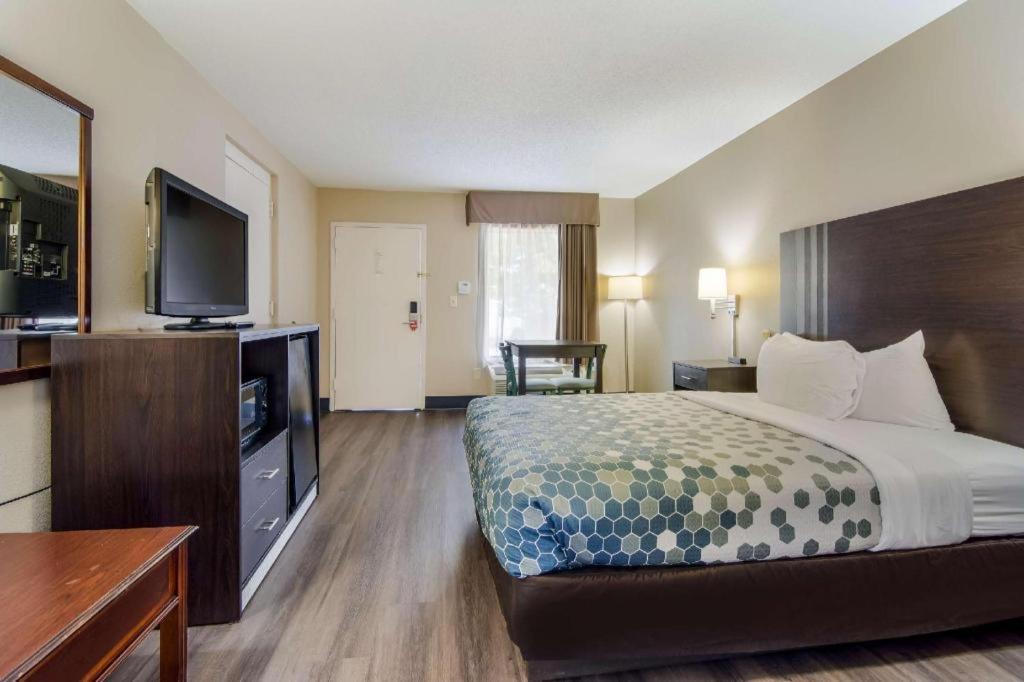 Econo Lodge South Garner Exteriör bild