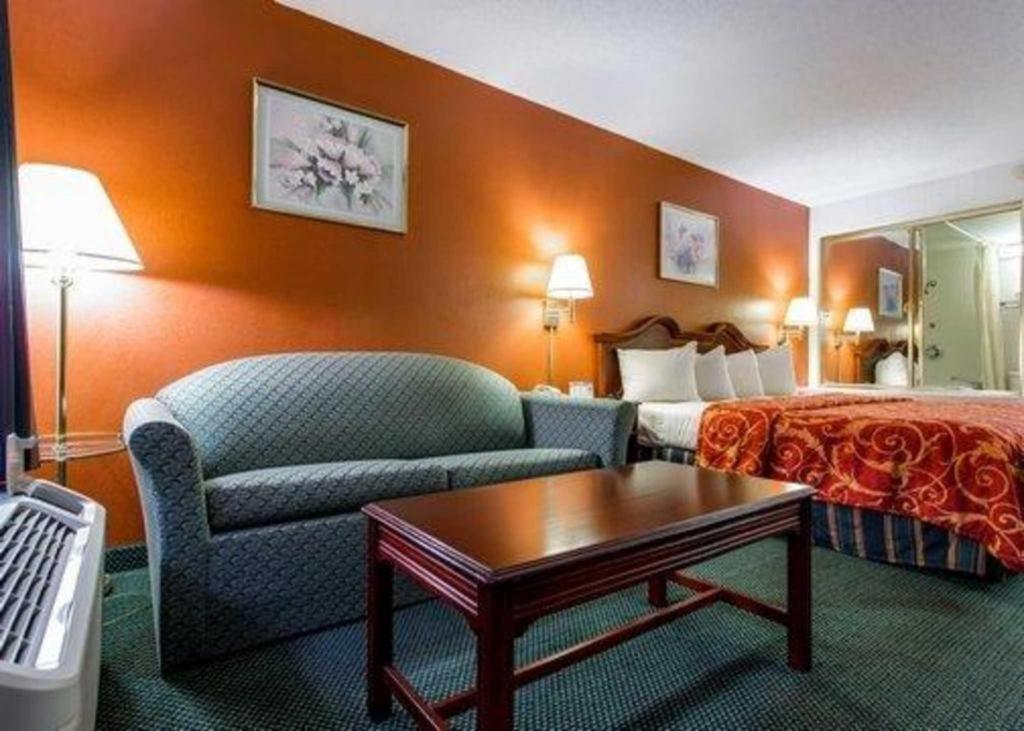 Econo Lodge South Garner Exteriör bild