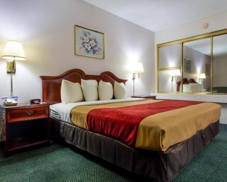 Econo Lodge South Garner Exteriör bild